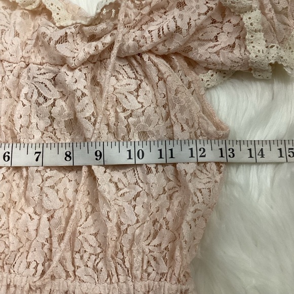 Pixie Dust Clothing floral lace summer top Woman’s size small peach and … - Picture 15 of 15